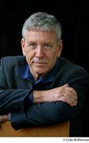 Amos Oz