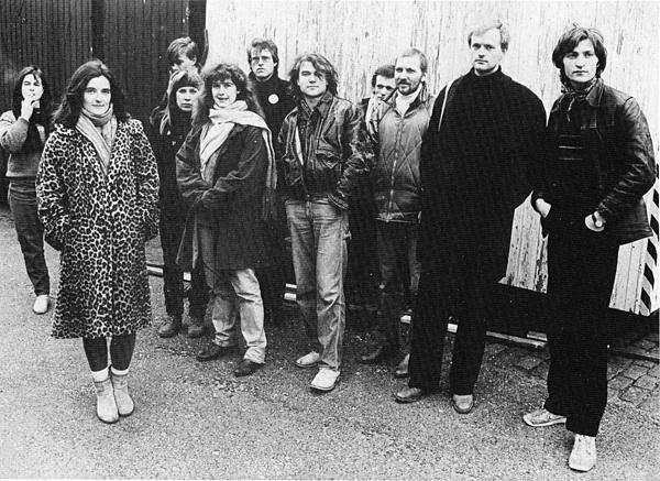 Gruppen bag kunstudstillingen "Kniven på hovedet" 1982